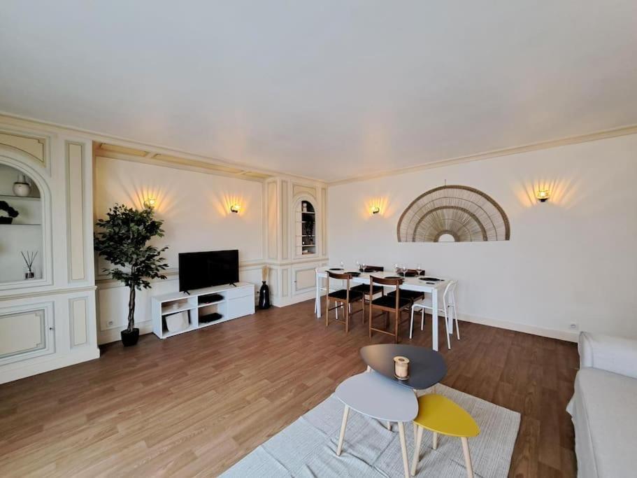 Magnifique T3 Avec Balcon Au Pied Du Metro Colbert Apartment Tourcoing Exterior photo